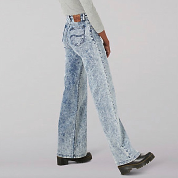 WOMEN'S HERITAGE HIGH RISE A LINE JEAN IN KC ACID MID size 29 (34 inseam) - Picture 6 of 6
